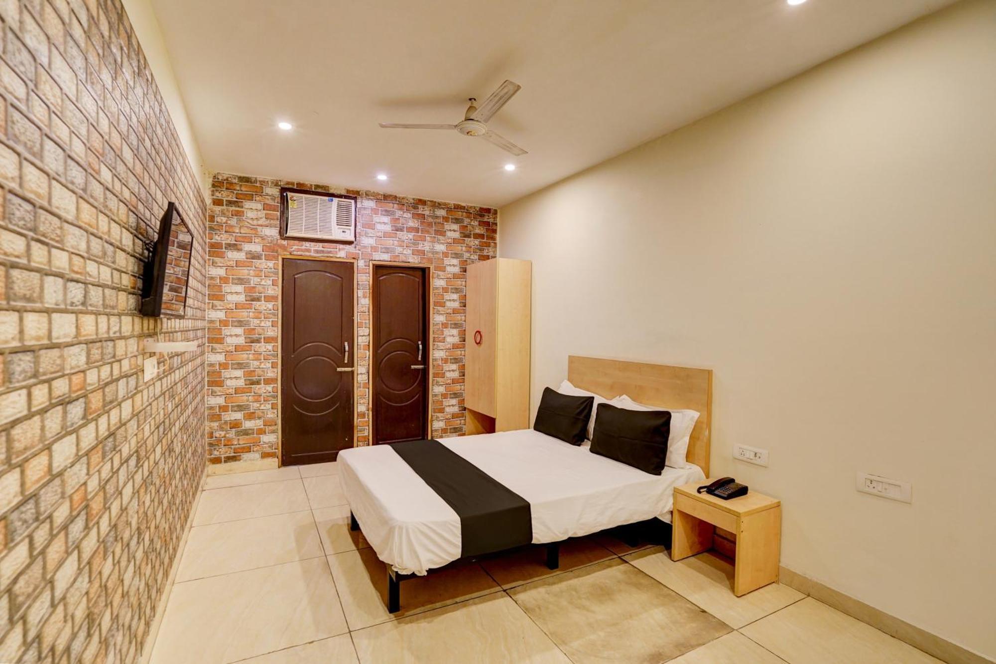 Hotel O Blue Vibes 메루트 외부 사진